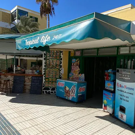 Las Olas Beach